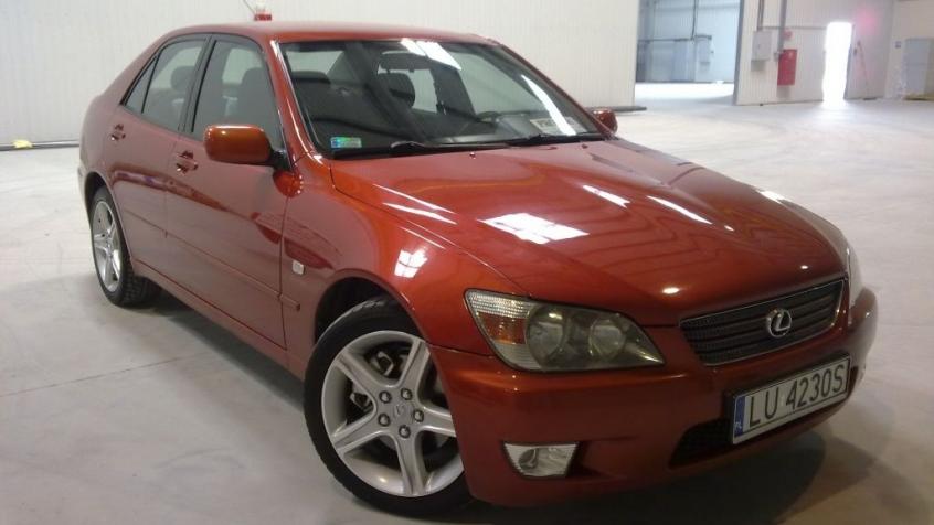 Lexus IS I Sedan 2.0 Kompressor 186KM 137kW 2000-2005