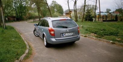 Renault Laguna II Kombi 2.0 i 16V GT 205KM 151kW 2005-2007