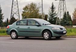 Renault Megane II Sedan 1.6 16V 110KM 81kW 2009-2009 - Oceń swoje auto