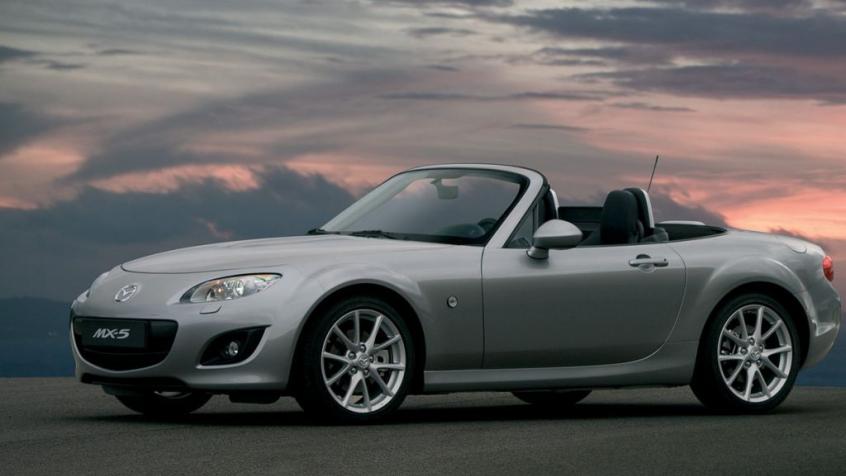 Mazda MX-5 III Cabrio 2.0 i 16V R6 160KM 118kW 2005-2009