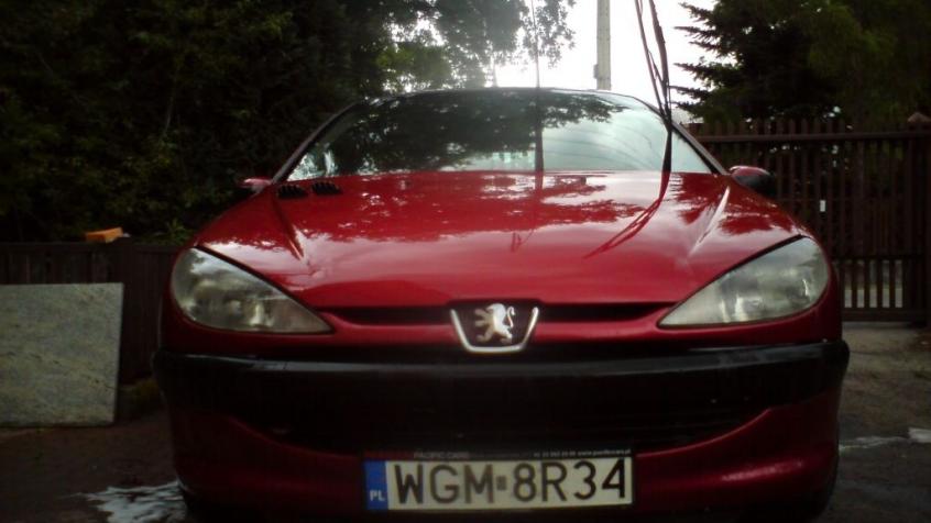 Peugeot 206 Hatchback 1.4 i 75KM 55kW 1998-2009