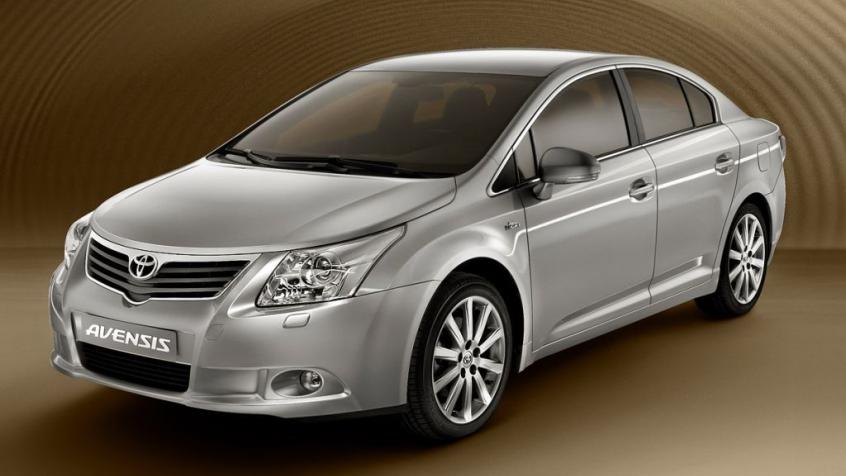 Toyota Avensis III Sedan 2.2 D-CAT 177KM 130kW 2009-2011