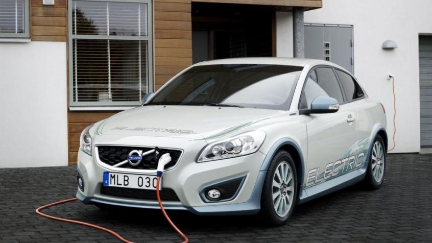 Volvo C30 Hatchback 3d Facelifting 1.6 D2 115KM 85kW 2010-2012