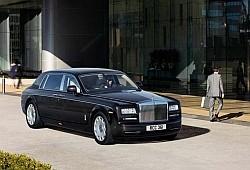 Rolls-Royce Phantom Limuzyna EWB 6.7 460KM 338kW 2005-2012