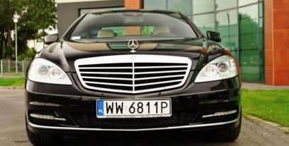 Mercedes Klasa S W221 Limuzyna wersja długa Facelifting AMG 5.5 V8 (63 AMG Performance Package) 571KM 420kW 2010-2013