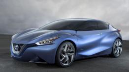 Nissan Friend-ME Concept (2013) - widok z przodu