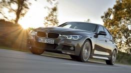 BMW serii 3 F30 Sedan Facelifting (2015) - widok z przodu