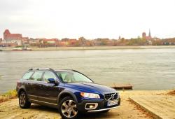 Volvo XC70 II Kombi Facelifting 2.4 D5 220KM 162kW od 2015 - Oceń swoje auto