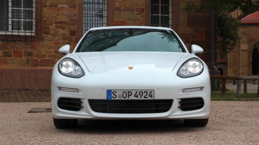 Porsche Panamera I Limuzyna Facelifting 4.8 440KM 324kW 2013-2016