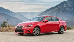 Lexus IS 200t F Sport (2016) - widok z przodu