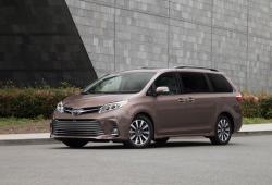 Toyota Sienna III