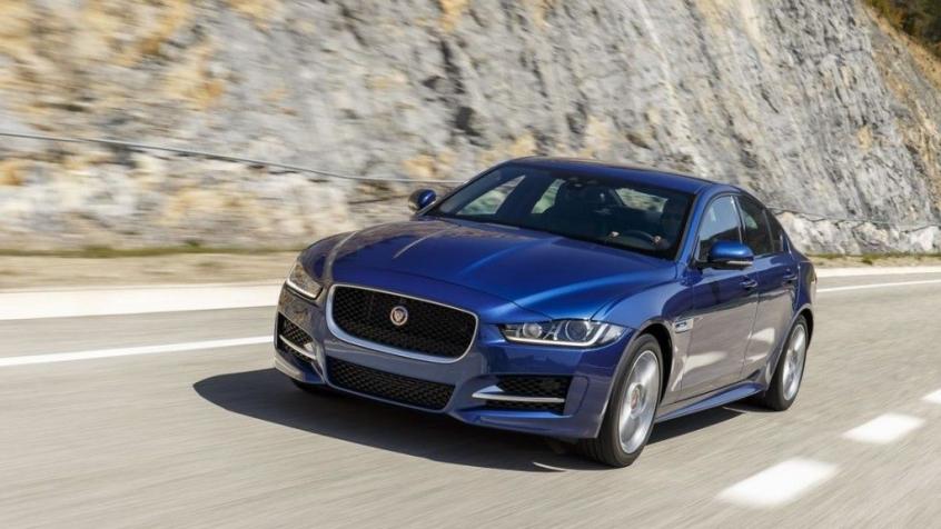 Jaguar XE Sedan 2.0 i4 240KM 177kW 2015-2017