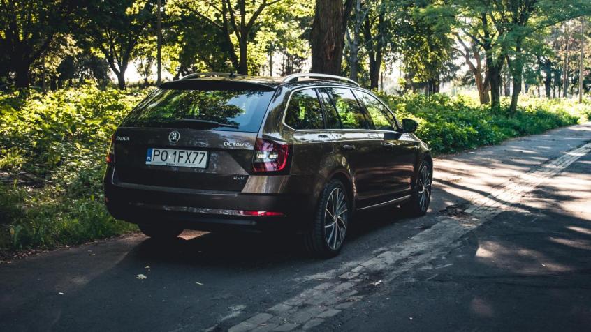 Skoda Octavia III Liftback Facelifting 1.4 TSI G-TEC CNG 110KM 81kW 2017-2018