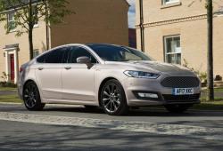 Ford Mondeo Vignale Liftback 2.0 TDCi Twin-Turbo 210KM 154kW 2016-2018 - Oceń swoje auto