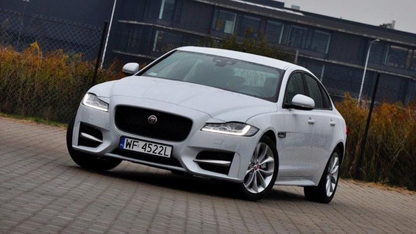 Jaguar XF II Sedan 3.0 V6 380KM 279kW 2015-2020