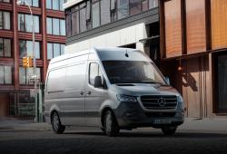 Mercedes Sprinter IV (W907/W910) Furgon Ekstra Długi