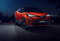 Toyota C-HR I Crossover Facelifting 2.0 Hybrid Dynamic Force 184KM 135kW 2019-2023 - Oceń swoje auto