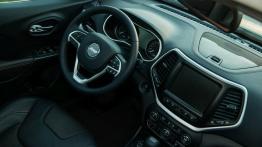 Jeep Cherokee V 2.0 MJD 170KM - galeria redakcyjna - kokpit