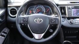 Toyota RAV4 IV 2.2 D-4D 150KM - galeria redakcyjna - kierownica