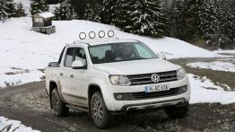 Volkswagen Amarok Canyon - widok z przodu