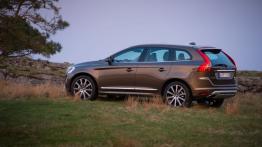 Volvo XC60 Facelifting (2014) - lewy bok