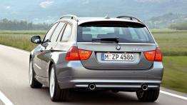 BMW Seria 3 E91 - widok z tyłu