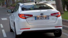 Kia Optima 2012 - widok z tyłu