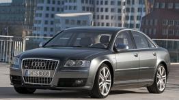 Audi S8 2005 - widok z przodu