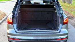 Audi A4 Avant 2.0 45 TFSI 245 KM - galeria redakcyjna - ty? - baga?nik otwarty