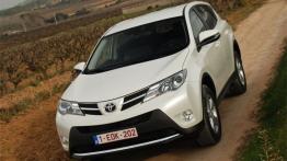 Toyota RAV4 IV - galeria redakcyjna - widok z przodu