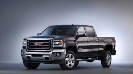 GMC Sierra HD 2015 - przód - reflektory włączone