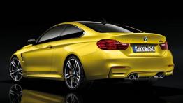 BMW M4 F82 Coupe (2014) - tył - reflektory wyłączone