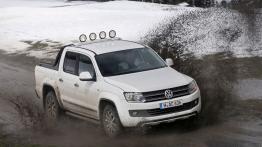 Volkswagen Amarok Canyon - widok z przodu