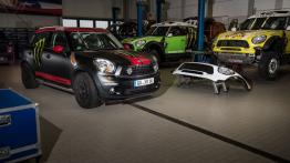 MINI Countryman off-road - prawy bok