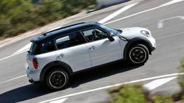 Mini Countryman - prawy bok