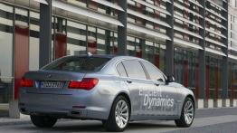 BMW Seria 7 ActiveHybrid - widok z tyłu