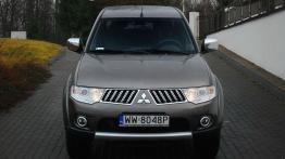 Mitsubishi L200 IV Double Cab 2.5 HP DOHC 178KM - galeria redakcyjna - widok z przodu