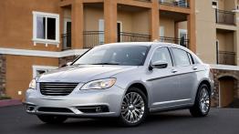 Chrysler 200 - widok z przodu