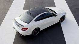 Mercedes C63 AMG Coupe 2012 - widok z góry