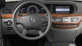 Mercedes Klasa S 2005 - kokpit