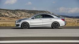 Mercedes CLA 250 Edition 1 (C117) 2012 - lewy bok