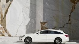 Mercedes CLS Shooting Brake - lewy bok