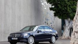 Mercedes Klasa C W204 Facelifting - widok z przodu