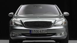 Mercedes Klasa S 2005 - widok z przodu