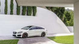 Mercedes-AMG CLA 45 Shooting Brake (X117) - lewy bok