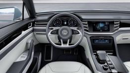 Volkswagen Cross Coupe GTE Concept (2015) - kokpit