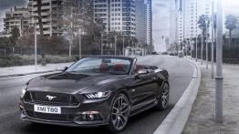 Ford Mustang VI Cabrio (2015) - widok z przodu