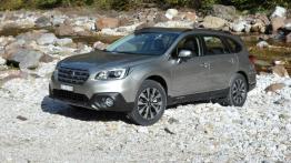 Subaru Outback 2015 2.5i - wersja europejska - lewy bok