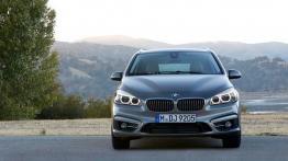 BMW serii 2 Active Tourer (2014) - widok z przodu