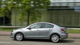 Mazda 3 sedan 2012 - lewy bok